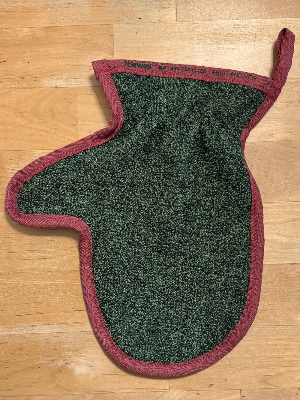 NEW Norwex Fruit & Veggie Scrub Mitt